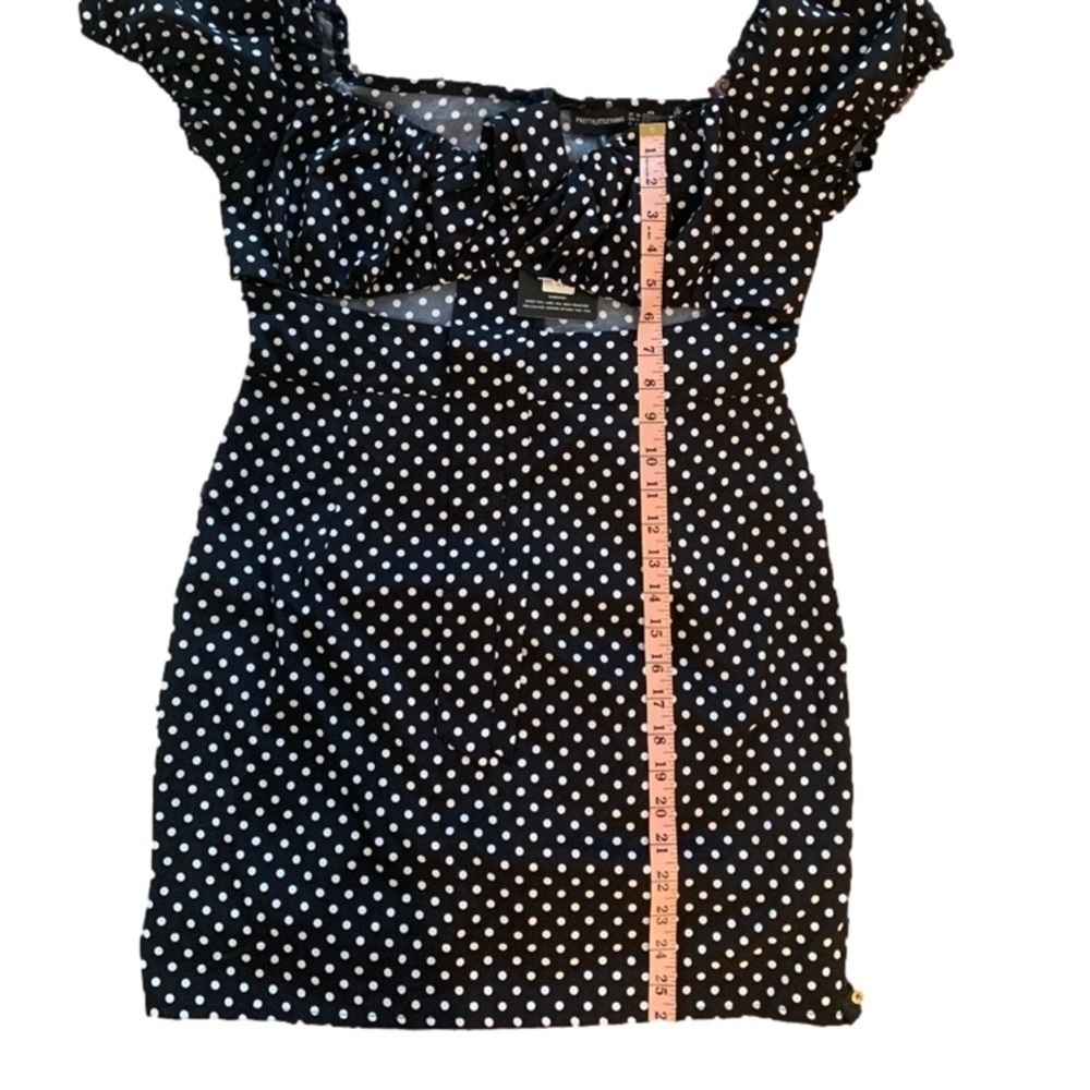 PrettyLittleThing Black White Polka Dot Dress Waist Cut Out Size 10 - Picture 16 of 16